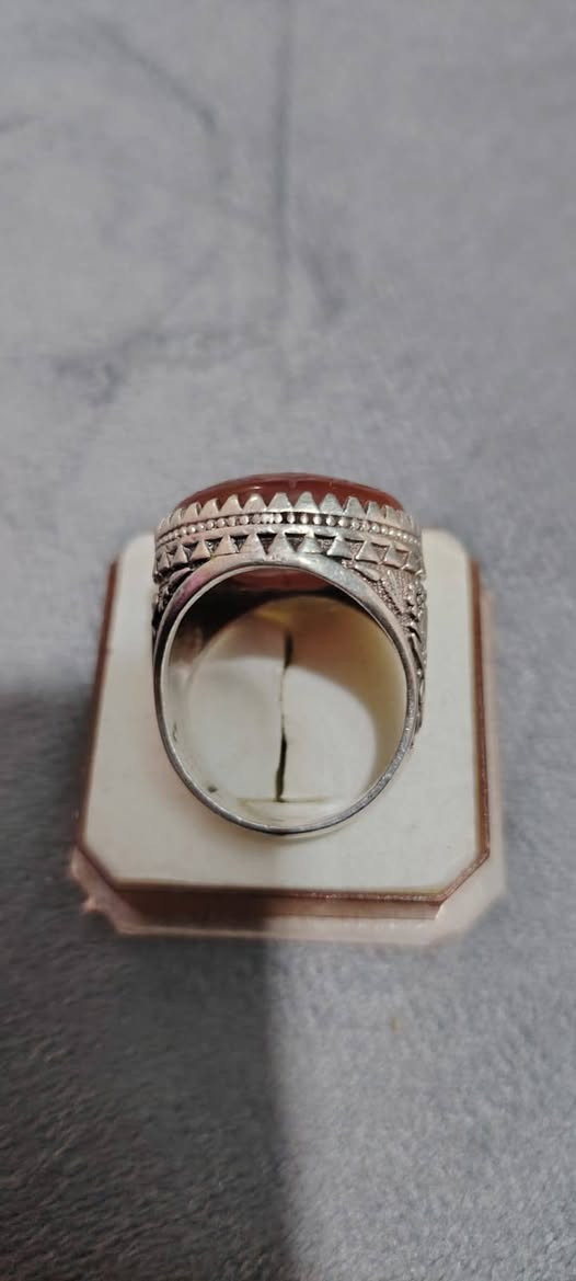 خواتم فضه صياغه ثقيله كلمن وسعره


**إذا كنت صاحب هذا الإعلان وتريد حذفه لأي سبب، رجاءا أرسل رسالة إلى الدعم الفني**