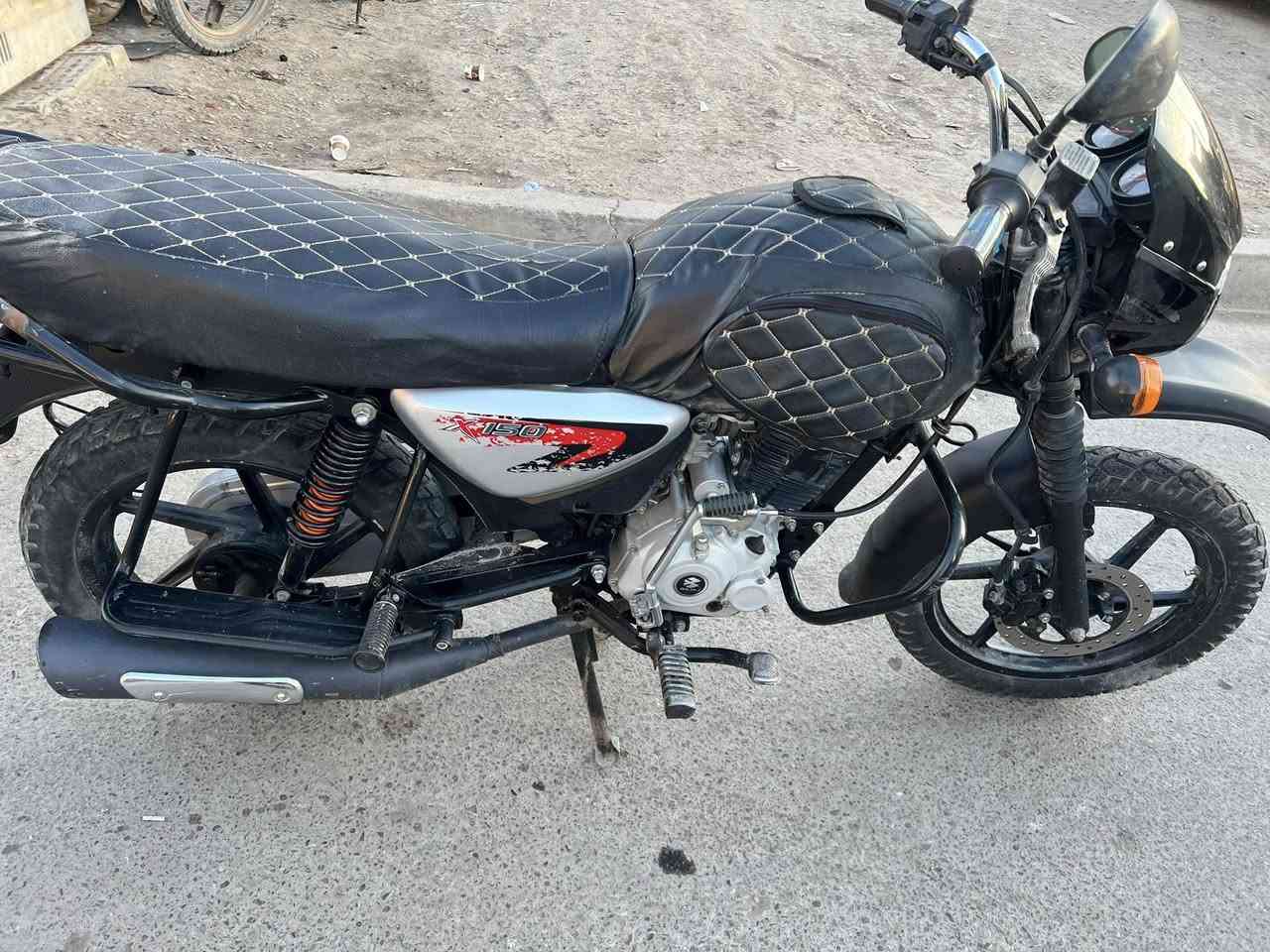 بوكسر 23 اوراق شركه المصطفى
دراجه فول بشكل كامل مكينه مكفوله برغي ممدود عليه
اضافه الى منظومه زنون اصلي 
سعر 1600 عنوان زعفرانيه 
*********** 
***********
