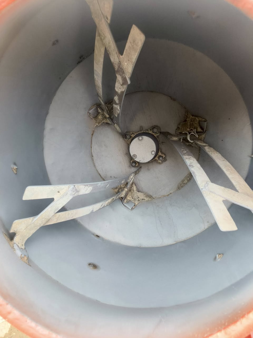 السلام عليكم
خباطه نهضة البيع جاهزه شغاله هندر واحد 
جدر هيكل محرك نضيفه شرط
محرك 7,5نضيف شغال هندر واحد 
السعر :1500 (مليون نص )بيهه مجال////////مكان :الانبار حديثه بروانه 
***********
