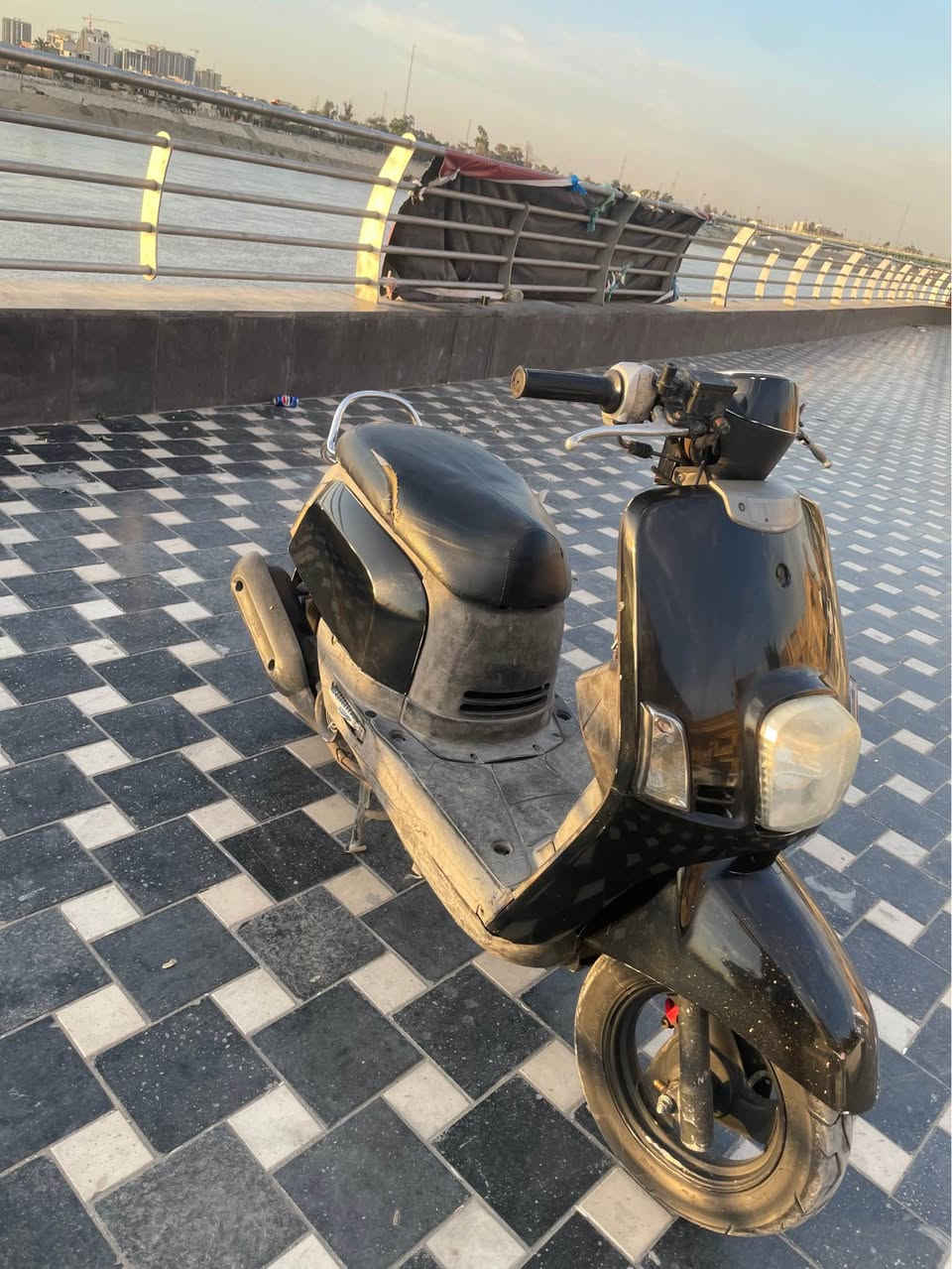 السلام عليكم ماكس بوليس محرك مكفول ممفتوح وناعمه مابيها اي شي شلعه معدل مكاني بغداد الاعضميه سعرها ٧٠٠   *********** بغداد, العراق
