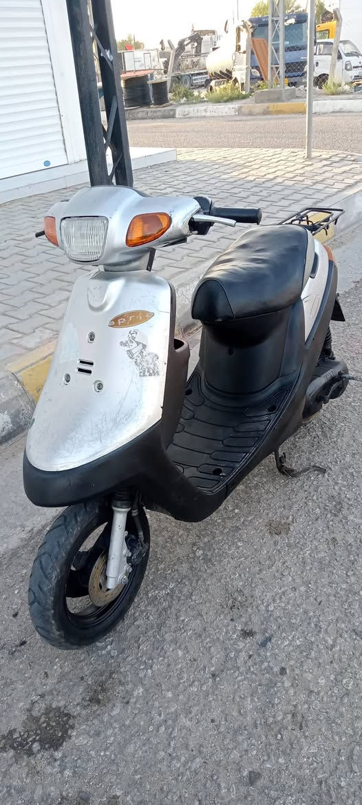 سلام عليكم دراجه بطه مديل 2003 (كفاله عامه ) مكينه مكفوله ما مفتوحه ابيع الدراجه على فحص شاصي مكفول   كفرات بلاديات زوج تايرات جدد دراجه صيف شته نكره سلف اي وقت اي نقص ما بيه سعر 325وبيها مجال مكاني كربلاء الغدير رقمي ***********
