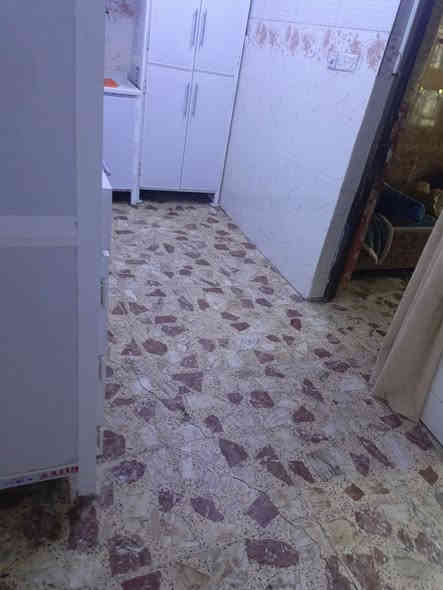 البيت البيع ١٠٠متر طابو صرف ستقبال وصلاه عدد ٢وغرف نوم٣ومطابخ مصحيات بل قاط ثاني ولقاط جوه ومخزن فوك صطح   رقم *********** عنوان البيت الأمين الثانية قرب مدرسه الكرفانات وقرب اسواق كرار الواىلي
