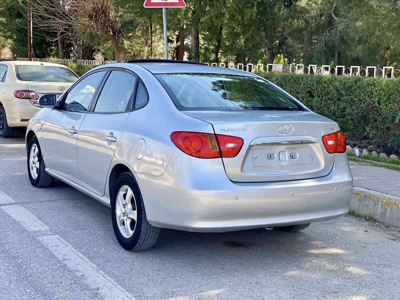 ئاڤانتی٢٠٠٩ دەکشن بەرز قەپات مواسەفات

سڵایت-جڵد-کوشن هیتەر-تەبرید لەمس-ئۆکس یوئێسبی بلوتوس-حاسە.

سەیارەکە فول مواسەفاتە لێنخوراوە تازە داغڵ کامل کامل مەسروف تەبرید ساردو گەرمی ئیشەکا تەقەو ڕەقەی نیە چرکەی تیا نیە کامل ئەشیای سنوقی تیایە جامەکانی هەڵگیراوە جامی نەشکاوە یەک دۆلار نوقسانی تیا نیە پاکەتیە سەیارەکە📦

نرخی ٥٤ کەمێ مەجال

***********

***********
