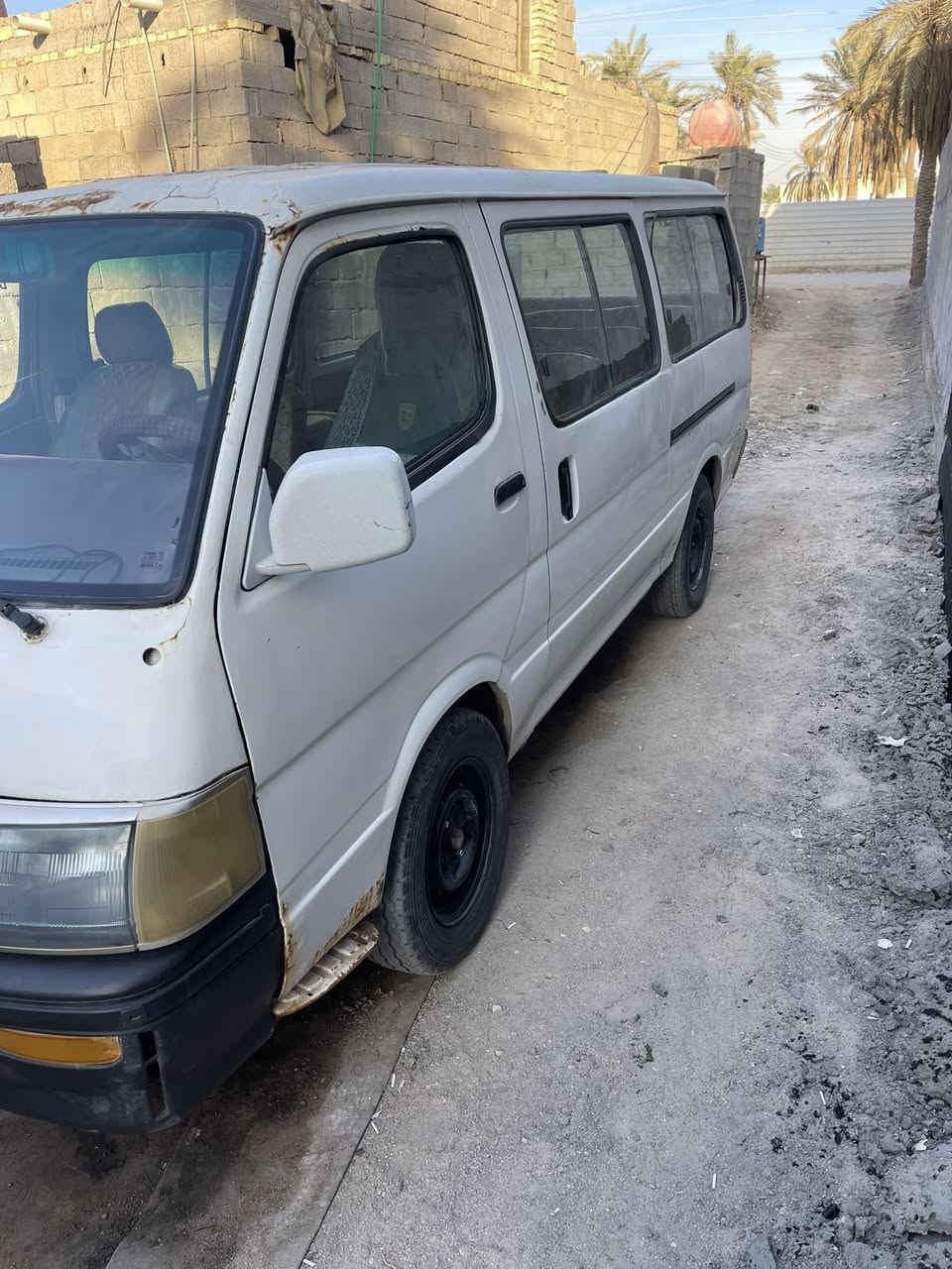 هايس مديل96مصفره هيه وغرامات تحويل مكينه وكير ونجي اوتماتيك عنواني البصره سياره جاهز ***********
