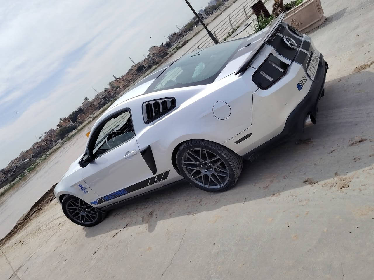 موستنك للبيع او مراوس 2012 برميوم سبع اللوان دشبول 
رقم بغداد باسمي تحويل ثاني يوم  وهزه جديده
والاهم من هذا صوتها بلادي مشاد اي شي بحيث اطب للمرور محد يكلك ارجع 🐎 
2012.. 3.7
وشم جديد عليها بوليش كامل للسياره 🐎
ادامه كامله من غرفة احتراق للبلكات والجويتر والحساساات كلهن ادامه 🐎
السياره ماشيه 120
حادثها بنيد جاملغ وباب  عكس سايق  بس ذني صبغ تجي تفحص سونار  وتقتنع يله تاخذ 🐎
سياره نضيفه وجاهزة عل ايدي مطابه استعراض ابد ❤️  سعرها 98
رقمي *********** بيه واتس اب او اتصال ♥️
  مكان السياره بغداد العطيفيه قرب جامع براثا
