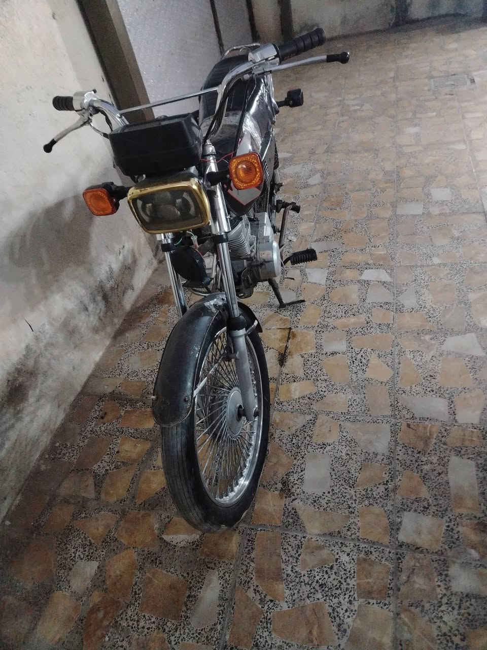 سلامو عليكم شباب دراجه لبيع او مراوس دراجه موديل21تايكر بيه عطلبصيط 300مكاني دوره هورجب 0771688056


**إذا كنت صاحب هذا الإعلان وتريد حذفه لأي سبب، رجاءا أرسل رسالة إلى الدعم الفني**