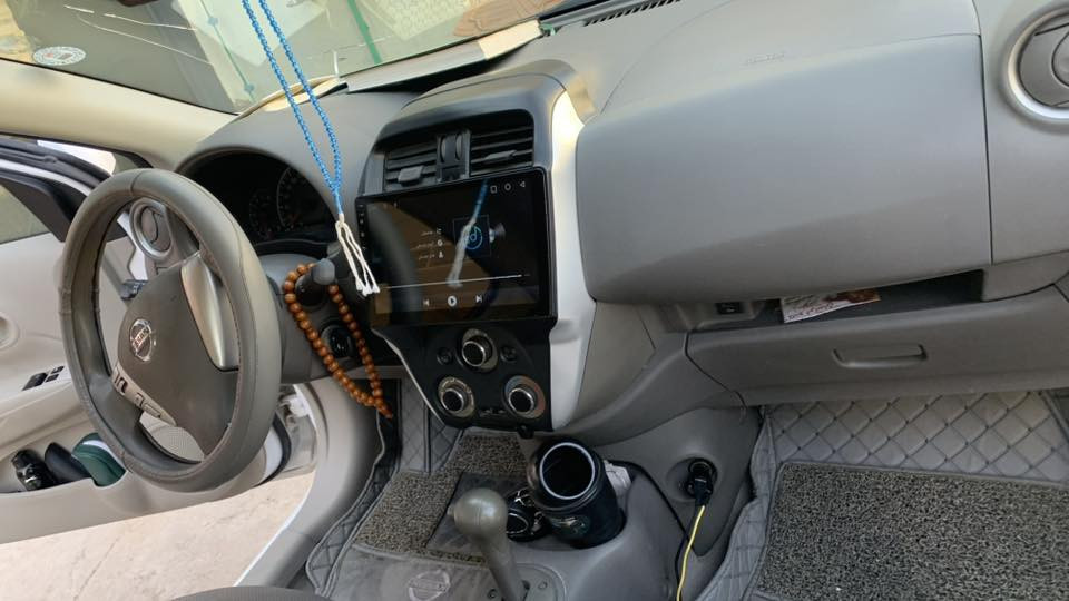 سلام عليكم نيسان صني موديل 2020 بأسمي تحويل فقط ماسوي وكالة ماشية 100 كير ومحرك مكفول 
تخم تاير جديد باتري جديد تلبيسة دوشمة جديدة بيها كم رصعه وشخط بالقمارة صغير جدآ 
بدون صبغ بدون بارد بدون تبديل اي قطعة 
مكاني بغداد 
***********
