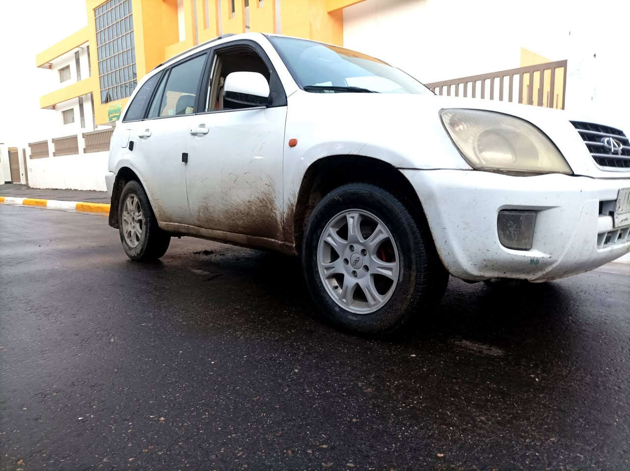 السلام عليكم اخوان تيجو 2012 سعر السياره ب 42 عنوان السياره كربلاء كير محرك وحداديه كهربائيات جاهزه بيها رشاد صبغ بدون ضربه ***********
