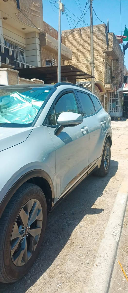 السلام عليكم  سبورتج 2024 فول مواصفات الأخير الارج وارد امريكي حادثة مخدرات فقط قص جاملغ خلفي سيارة فول مواصفات الأخير بانو راما داخل احمر لون مميز سمني كشنات كهرباء رقم بغداد شرط التحويل سيارة ماشية من 20،000الى 25،000
سعرها 25،000
الاستفسار ***********
