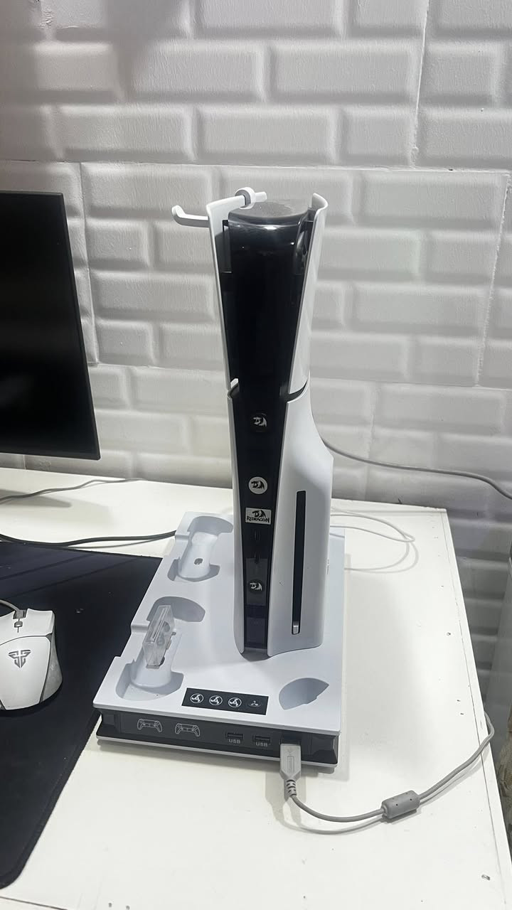 السلام عليكم شباب ps5 سلم اوربي اخو
الجديد مثل متشوف مع قاعده وسماعات السعر 725 الف
بغداد سبع البور ***********
