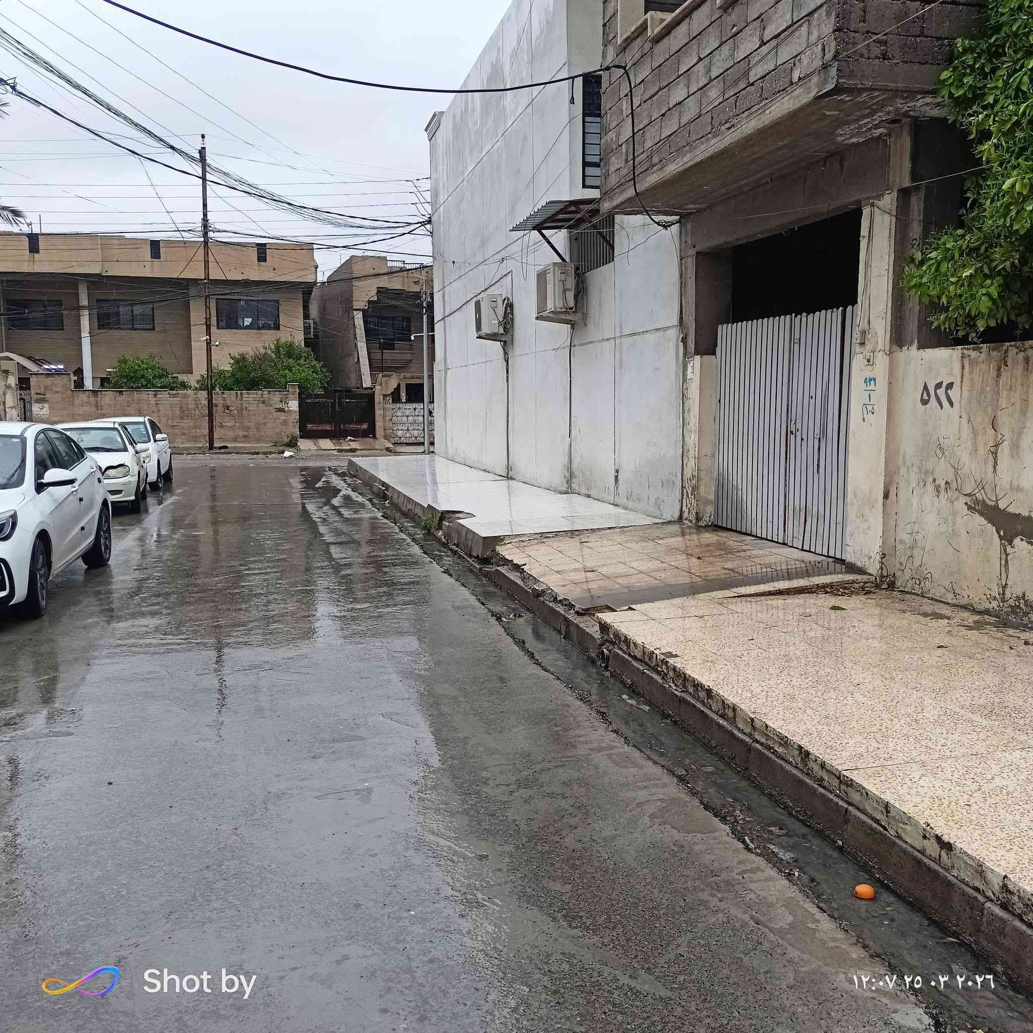 دار للبيع في حي البكر 
مساحة الدار 400 واجهه 16 ونصف 
موقع الدار فرع مطعم بيت جدي اول فرع على يمين
صنف الدار سند طابو زهور 
* علما أن الدار يباع بحساب أرض 
لمعرفة السعر أكتب تم 
أو مراجعه مكتب مدخل حي الملايين الاولى مكتب أرض التميز للبناء والعقار 
اي استفسار يرجى مراسلة الصفحة او الاتصال ع الارقام المذكورة⬇️⬇️
***********
***********
