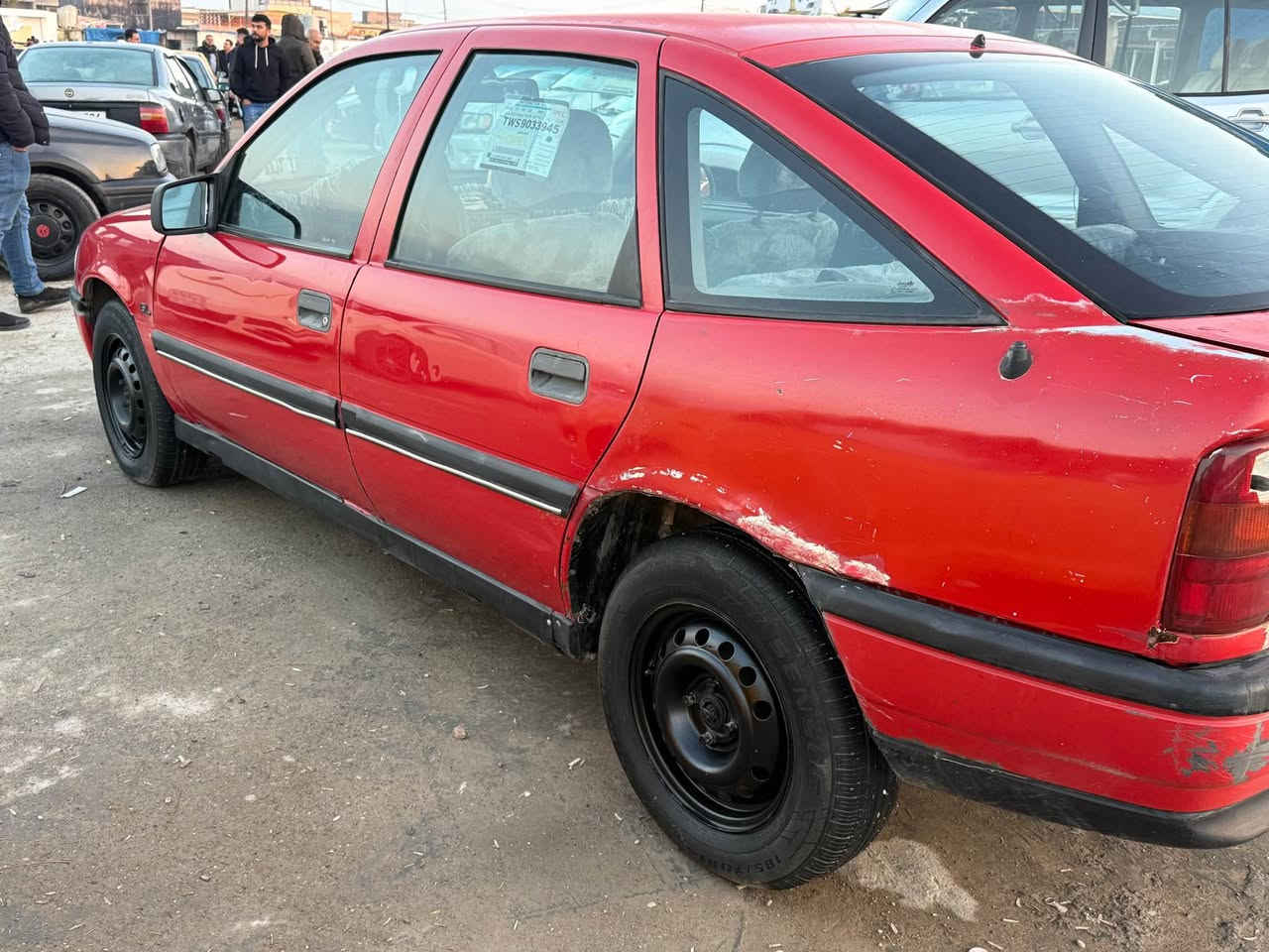 سلام عليكم أوبل موديل 1989 كير اوتماتيك محرك 20 لأصرف ولا بخار سيارة 🚗 بدون صبغ رقم بغداد مشروع وطني دفتر بانزين *********** مكان سياره كركوك بغداد, العراق
