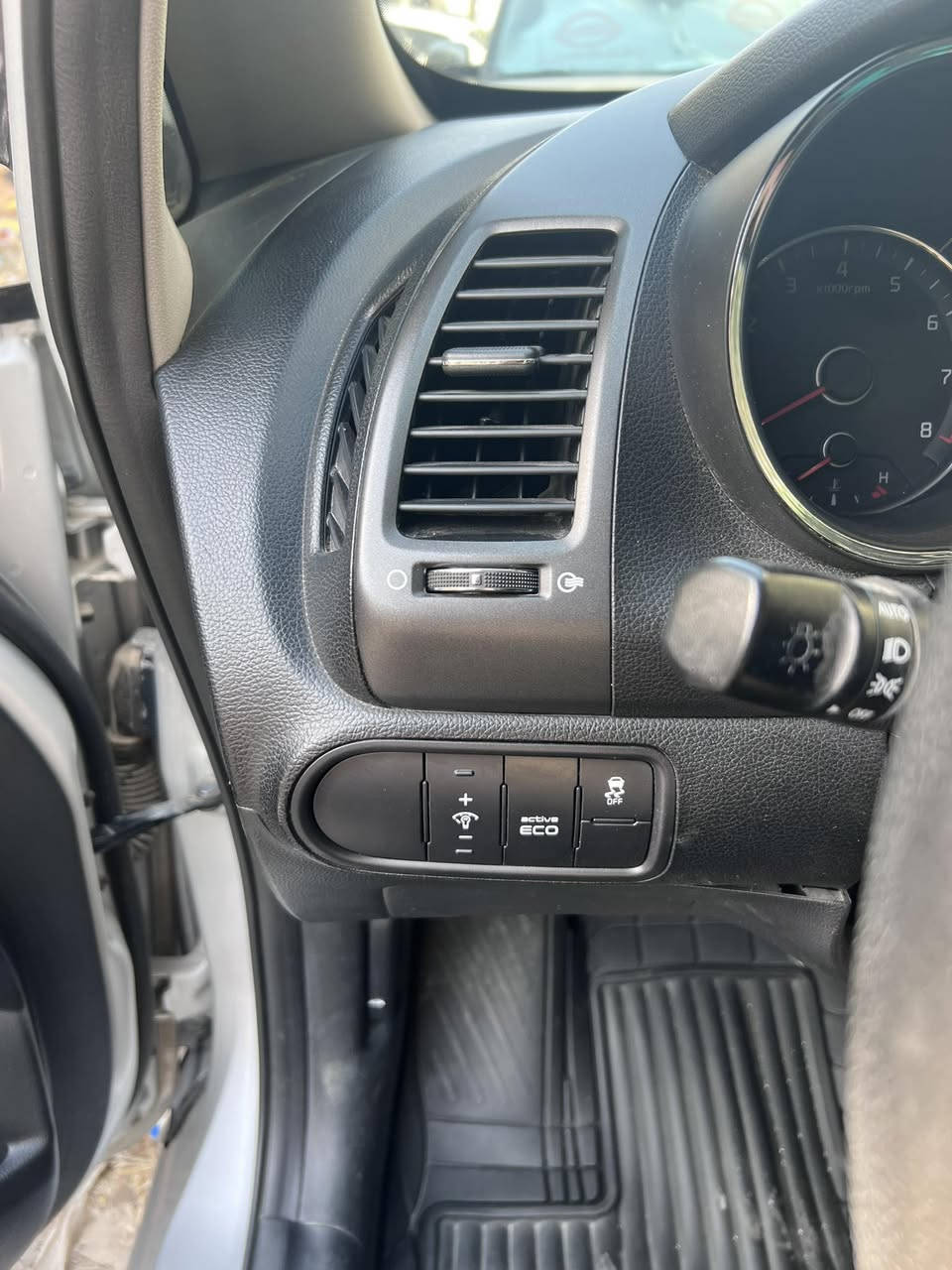 كيا فورتي هاتشباك 2016 للبيع
بغداد – الجادرية
رقم أربيل جديد
السنوية لحد 2028
محرك 2000 GDI
مانع انزلاق
حساس إطارات
أربع دسك
تحكم استيرن جهتين
تبريد كفالة
نظام تقليل وقود
بلوتوث
جام كهرباء + سنتر لوك
إشارات مرايا
كاميرا خلفية + حساسات
أوتو لايت
كشافات ضباب
شاشة فحص أعطال
ماشية 58 ألف ميل (قابل للزيادة)
البريكات سليمة
تخم إطارات + أدامة كاملة
• ضربتها بامريكا بابين والجاملغ الخلفي (مصبوغ) وبارد بسيط مقدمة البنيد
• الصور موجودة
السعر: 95 ورقة وبيها مجال
***********
