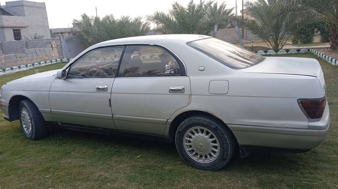 سلام عليكم سياره بطه منفصل موديل 93 لبيع او مراوس بسياره نضيفه  سعر 60 وبيه مجال لعنوان الفلوجه نساف تفاصيل اكثر عل رقم ‏‪0773 364 8742‬‏
