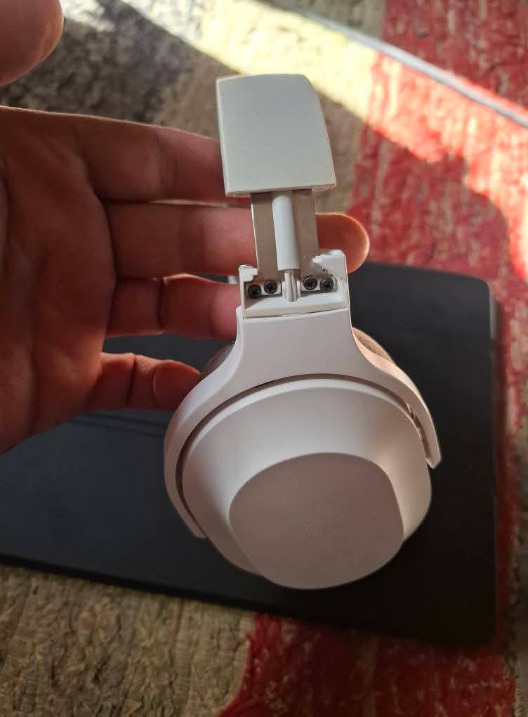 سماعة رايزر نظافتها موجوده بالصور ملحقاتها ممستخدمه فقط بلوتوث ما عرفت اشغله اوكس و وايرليس كله شغال
اعلى سعر ابيع وبالعافيه 
ملحقاتها كامله

توصيل موجود


**إذا كنت صاحب هذا الإعلان وتريد حذفه لأي سبب، رجاءا أرسل رسالة إلى الدعم الفني**