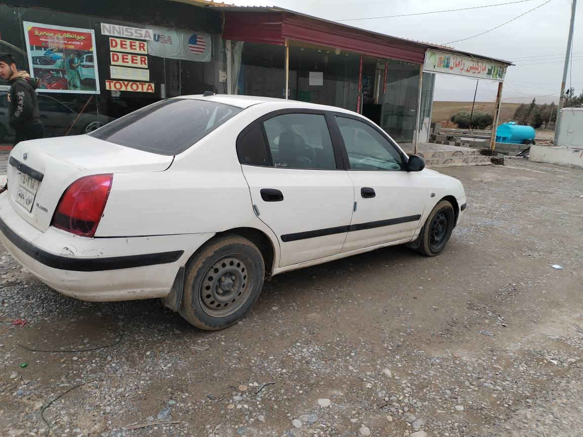 هوندا النتراموديل ٢٠٠٢ رقم سليمانى تحويل براوه غرامه به شه رت گيرومه كينه به شه رت گرعادى سياره كه توند و توله سعر ٣٠ وه ره قه وكه ميك مجال
زين/***********
كورك/*********** شقلاوة, أربيل
