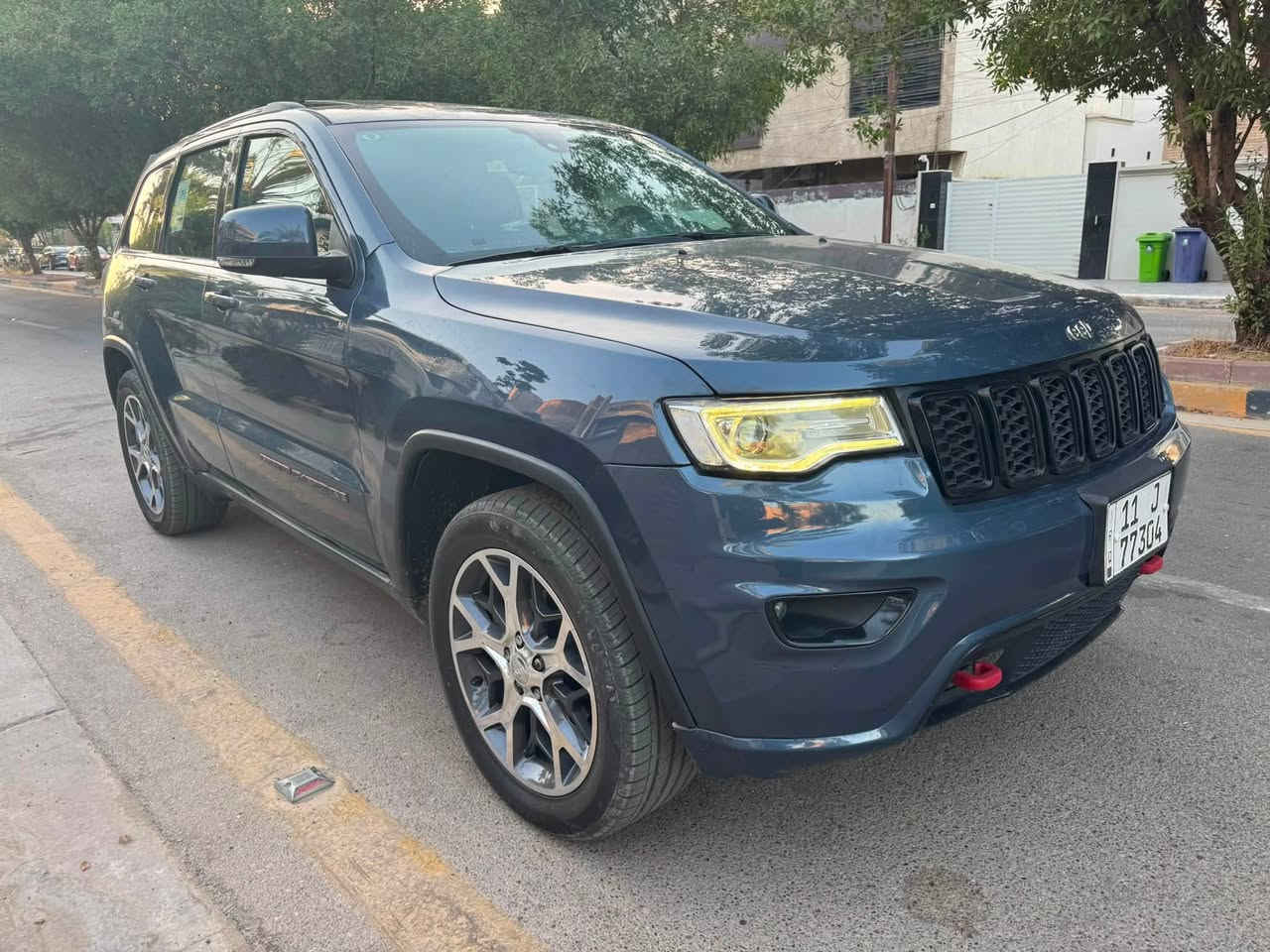 جيب تريل هوك 2020  محرك 3600 V6      السعر 168 ورقه وبيها مجال للشراي
بيع او مراوس 
حادث اربع قطع صبغ بدون ضرر داخلي وبيها صبغ فقط كصه القماره شرط الفحص 

ماشيه 105 الف ml

المواصفات:
بصمه تشغيل
شاشه كار بلي
كامرة دوار
حساسات امامية وخلفية
فتحه بانوراما
مري قلاب 
ختم بالكراسي تريل هوك
تدفئة وتكييف المقاعد
كشنات كهرباء 
رادار مانع تصادم
رادار نقطه عمياء
رادار تحديد مسار
تشغيل عن بعد 
دفع رباعي
مثبت سرعة مع قيادة الية
صندوق كهربائي 
ثلاث نقاط تكييف
اضوية وكشافات ليد
اندرويد اوتو وكار بلي 
نافيكيشن 
مرايات كهربائية 

وهواي مواصفات اضافيه 

السيارة رقم بغداد الدولي بسمي الجديد هزه وسنويه تحويل مباشر
مكان السيارة بغداد حي العدل 
للتواصل ***********
