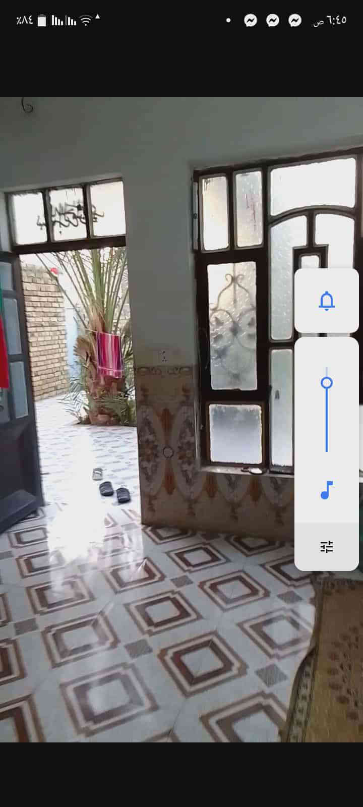 يالله.. سلام عاليكم.. بيت للبيع زراعي سند ٢٥ مساحه ٣٠٠م مكون غرفتين مطبخ حمام براني ١٣متر حديقه جبيره  ارضيه سيراميك عكاده بناء جديد ستاره جاهز موقعه دغاره  مقابيل مطعم علاوي حسوني مكان مرتب ثالث بيت عن شارع العام سعره ٤٨وبيه مجال ستفسار رقم ***********
