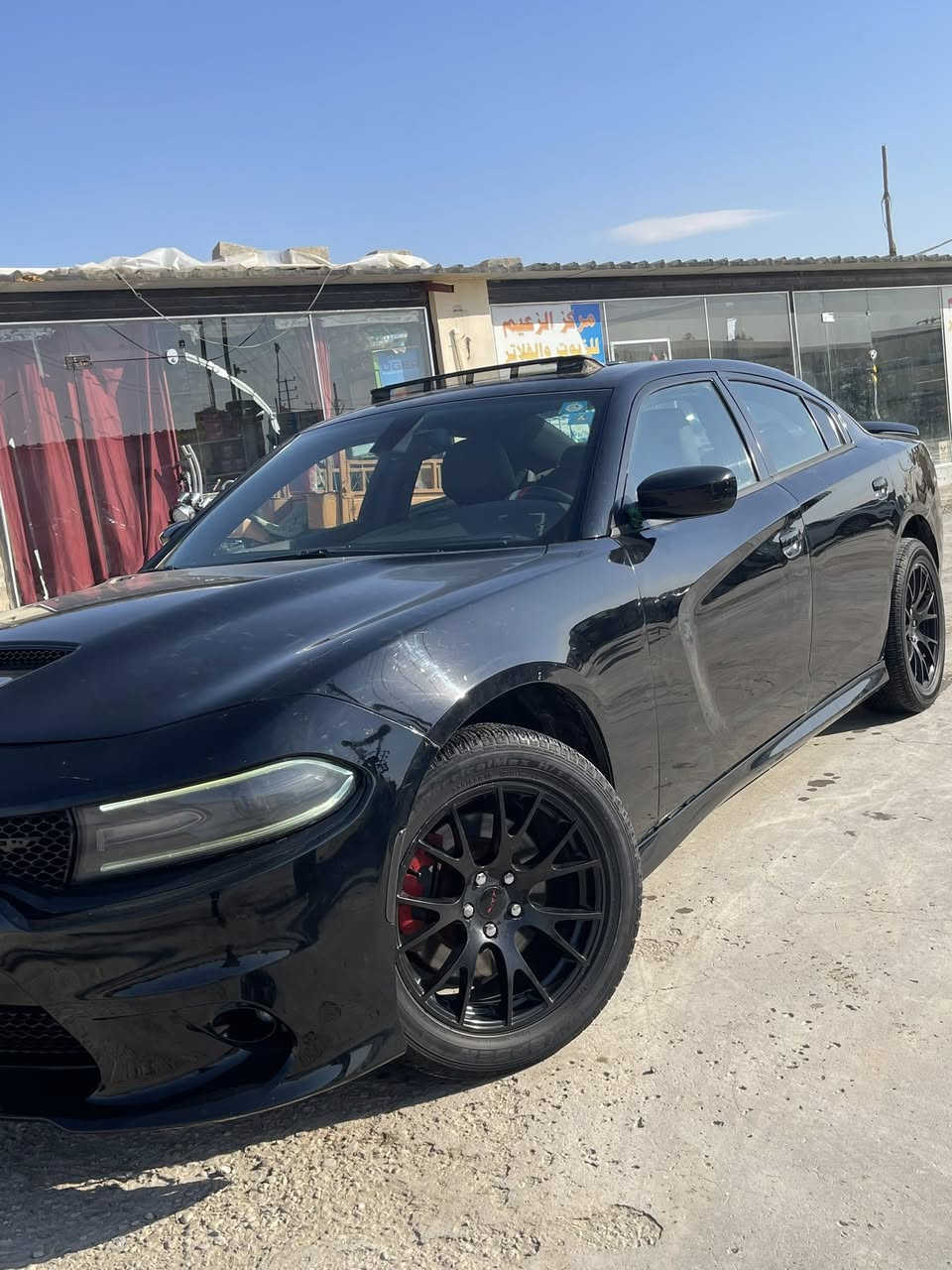 بسم الله الرحمن الرحيم
سلام عليكم جارجر للبيع مديل 16اصل 
سياره فولل واحد عله واحد فتحه 
دواخل جلد خزن ميموري
كراسي حضن سياره حله من صوره 
بسمي مداور يمته ماتريد 
تخم تايرات جدد 
مامشتغله خط سياره مال جناي 
سياره فورويل ملغي محدثه دعاميات وبنيد RT
محرك 6سلندر مكينه وكير مكفوله شواصي مكفوله 
حادثه بس جاملغ مامي عكس سايق مامفتوح نفته مصلح
وبيه بارد بل جنطه وبارد بل باب 
مكان سياره دوانيه 
السعر 168وبيه مجال 
الاتصال ***********
***********
