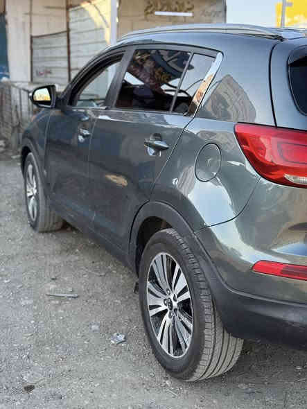 السلام عليكم 
للبيع سبورتج وارد أمريكي 2015 رقم بغداد تحويل مباشر السياره بيه صفحه صبغ وبنيد تبديل مندون دواخل مكان السياره بغداد السعر 118 وبيه مجال قليل للستفسار اتصل على الرقم ***********
