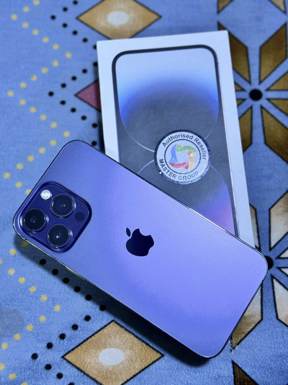 السلام عليكم 14برو ماكس اللون بنفسجي مميز
نموذج M شرق اوسط 

ذاكرة : 256

بطاريه:‎%‎100 مستبدله اصليه انسى الشحن 

الجهاز فقط مستبدل شاشه اصليه اني بدلتها بنفسي مكفول كفاله عامه من كلشي الجهاز 

نضافه الجهاز 95%كلش نضيف السعر 650 وبي مجال بسيط للشراي انشالله🏘️مكاني الحويش☎️للاتصال ***********
