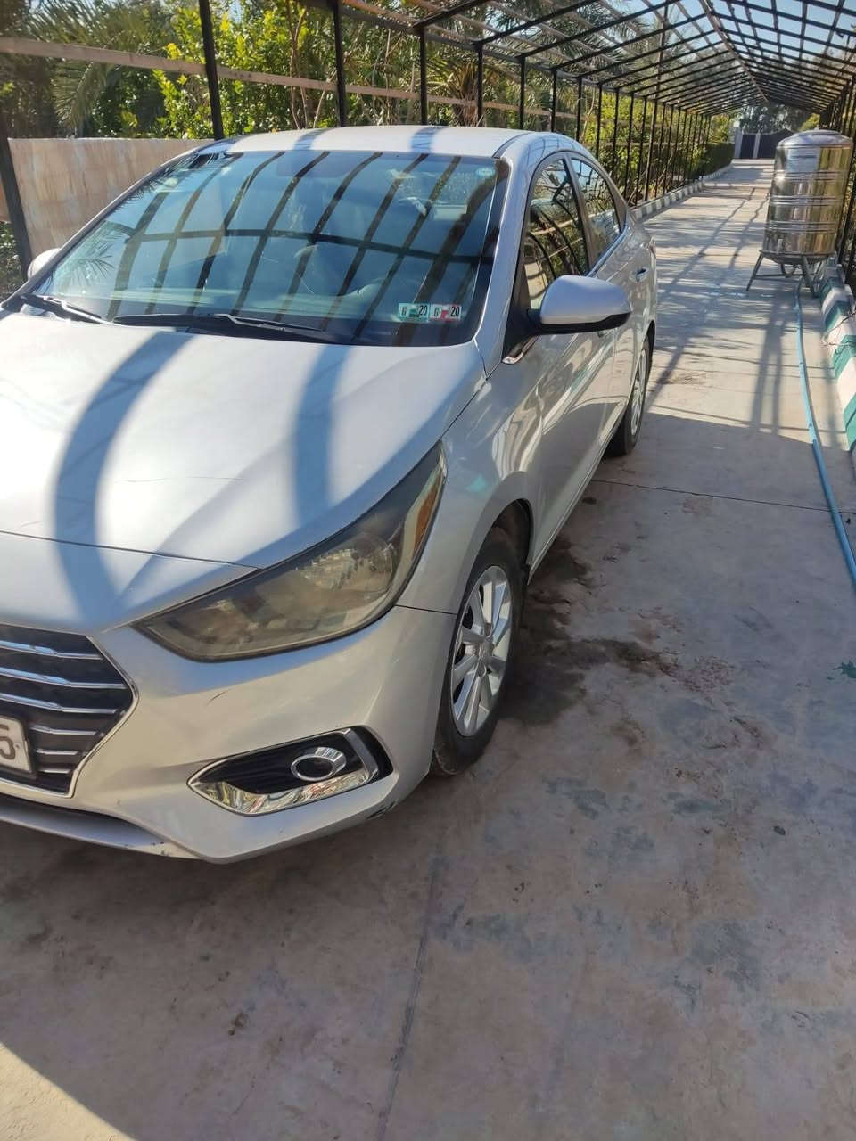 للبيع سياره اكسنت وارد امريكي موديل 2019 دواخل محرك و كير مكفول تدفئه تبيريد مكفول كله شغال تخم تايرات جديد ماشيه 62 
***********
