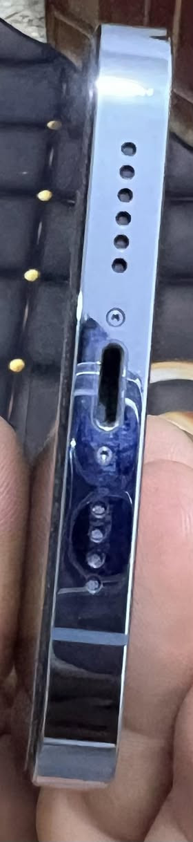 سلام عليكم جهاز ايفون 13برو ماكس أمريكي بطاريه 98 لون بحري نظافه لجهاز  100/100 مكفول من التبديل أو لتصليح شرط الفحص افحص وأخذ السعر 750 قفل الاتصال ع الرقم ***********
