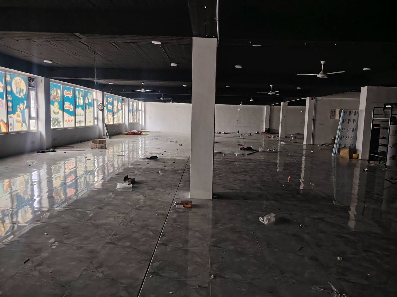 قاعه للاجار طابق ثاني مساحه ٦٠٠ متر يصلح ل كوفي قاعه حديد العاب خانقين توله فروش
***********
