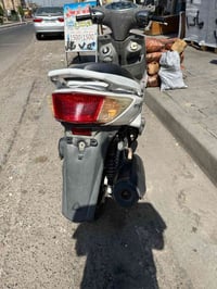 من رخصتكم اخوان دراجه سكنس فحل نوزل خطين  دراجه جديده خير من الله قبل ...