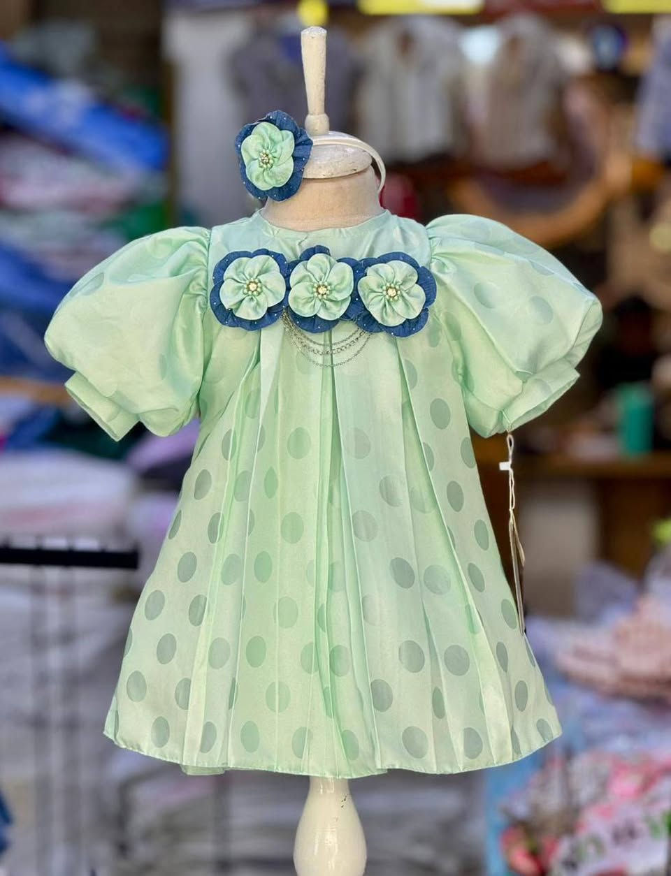 وصل ترند الموسم 🔥
فستان ماركةستار وان 💯
قياس 1_5 سنة 
سعر الدرزن 130 ألف


**إذا كنت صاحب هذا الإعلان وتريد حذفه لأي سبب، رجاءا أرسل رسالة إلى الدعم الفني**