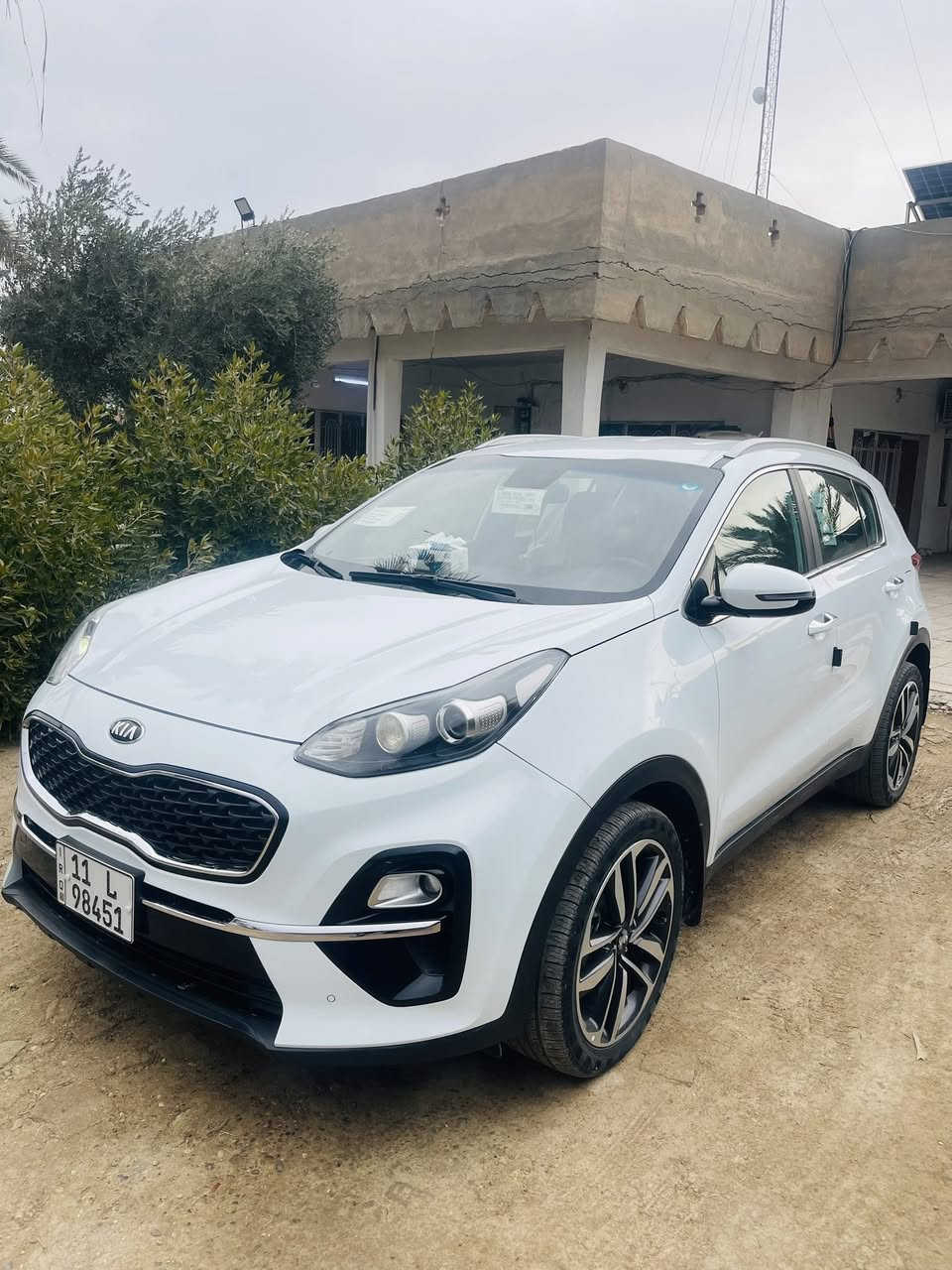 السلام عليكم سبورتج موديل 20 خليجي محرك2000 دوش بلادي عليها ادامه كامله من كل النواحي تبريد تدفئته خير من الله سبير منازل ماشيه 89 حقيقي بلواقع احله من الصور بأسمي بيه صبغ نص الجاملغ الخلفي فقط موضح بلصور الباقي كله مكفول بأسمي شخصيآ مواصفات تحكم ستيرن شاشه مري شفط يده نيكل اشاير بلمري 
مكاني بغداد اليوسفيه ناحيه الرشيد 
السعر 188 
***********
