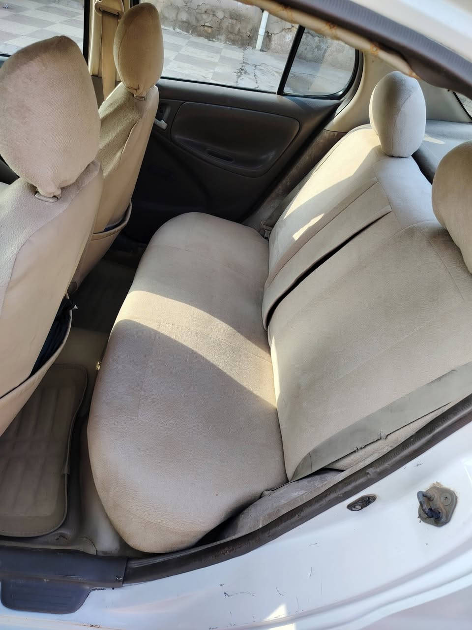 كورلا أيكو موديل 2004
السيارة مكفولة من الصبغ والمعجون ما عدا نص الجاملغ الامامي عكس السايق وتكحيلات بسيطة أيضاً
مكينة بيكاجو 1600
كير اوتو
تخم تاير جديد
باتري جديد
كهربائيات كلة جديد
شاشة بيها كار بلي وبيها اندرويد اوتو
كاميرا خلفية وداش كام امامي
منظومة تبريد كاملة جديدة
دوشمة جديدة 
سستم سماعات استيريو جديد
صدر امامي جديد بالإضافة الى بلكات جدد مجاول تنظيف بخاخات مع لاستيك جديد
سنتر لك وريمونت ويجي وياها سويج اصلي وسويج ريمونت
السعر 57  وبيها مجال قليل
رقم بابل جديد مشروع وطني وين متريد تديرها وسنوية ما ساقطة لنهاية العاشر وهزة لنهاية السابع
السيارة نقص برغي ما بيها تأخذها تترحملي موظف اروح وارجع للدوام بيها فقط بس شوي محتاج واريد ابيعها وربي يرزق الجميع أن شاء الله ويسهل امر كل شخص ...
المكان - واسط - كوت - المركز
يرحم والديكم اللي ميعجبة السعر السيارة لا يظلم الاخرين ويسقط بحلالة ...
للتواصل الاتصال على ***********
او واتساب ع نفس الرقم
