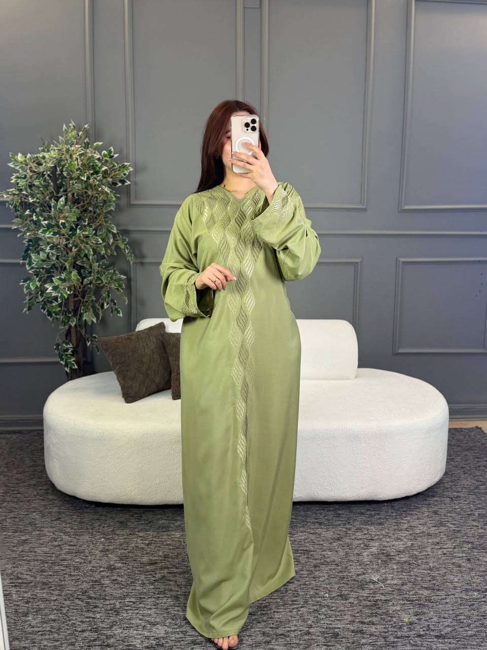 دشاديش العيد وصلت وصارت جاهزة لطلباتكم💃♥️♥️♥️♥️😍🫰🏻🫶🫶🫶
شوفولي الموديلات والألوان داخل المنشور 
اي قطعة تحبون دزولي صورتها أثبتها الكم وتوصيلكم مجاني عيني 🙈🥰🤭
الخامة كشمير حبيباتي والقياس فري سايز 
والسعر فقط 20 الف القطعة 
ومتوفر بعد موديلات كثيرة بانتضار طلباتكم 🙈🫰🏻
وهسة گلولي يا لون احلى ؟؟؟😍💃


**إذا كنت صاحب هذا الإعلان وتريد حذفه لأي سبب، رجاءا أرسل رسالة إلى الدعم الفني**