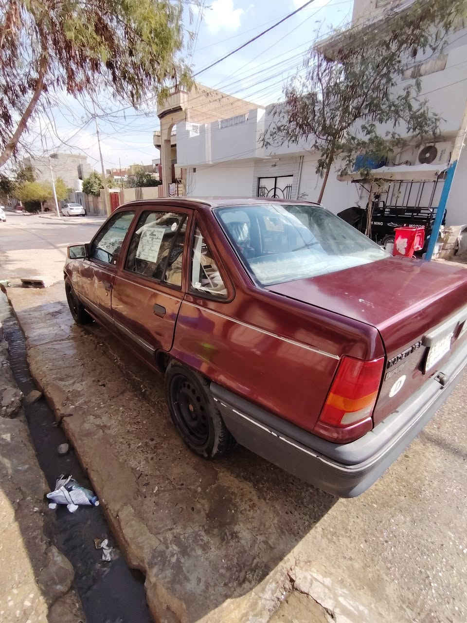 لبيع كاديت مصبوغه رش بس بدون اي ضرر بس المكينه بيها شويه نفخ سعر 30وبيها شي بصيط ***********
