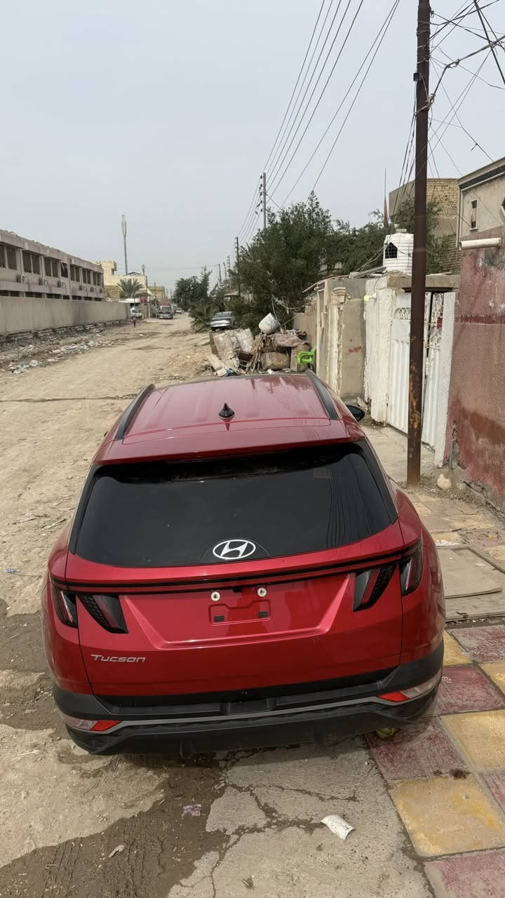 السلام عليكم توسان للبيع موديل 2023 دخول جديد بسمي تترقم اربيل ماشيه 17الف محرك 2500 سياره جديده فول الاخير  حادث تبديل جاملق فقط ربع البنيد صبغ الهاتف *********** مكاني حله
