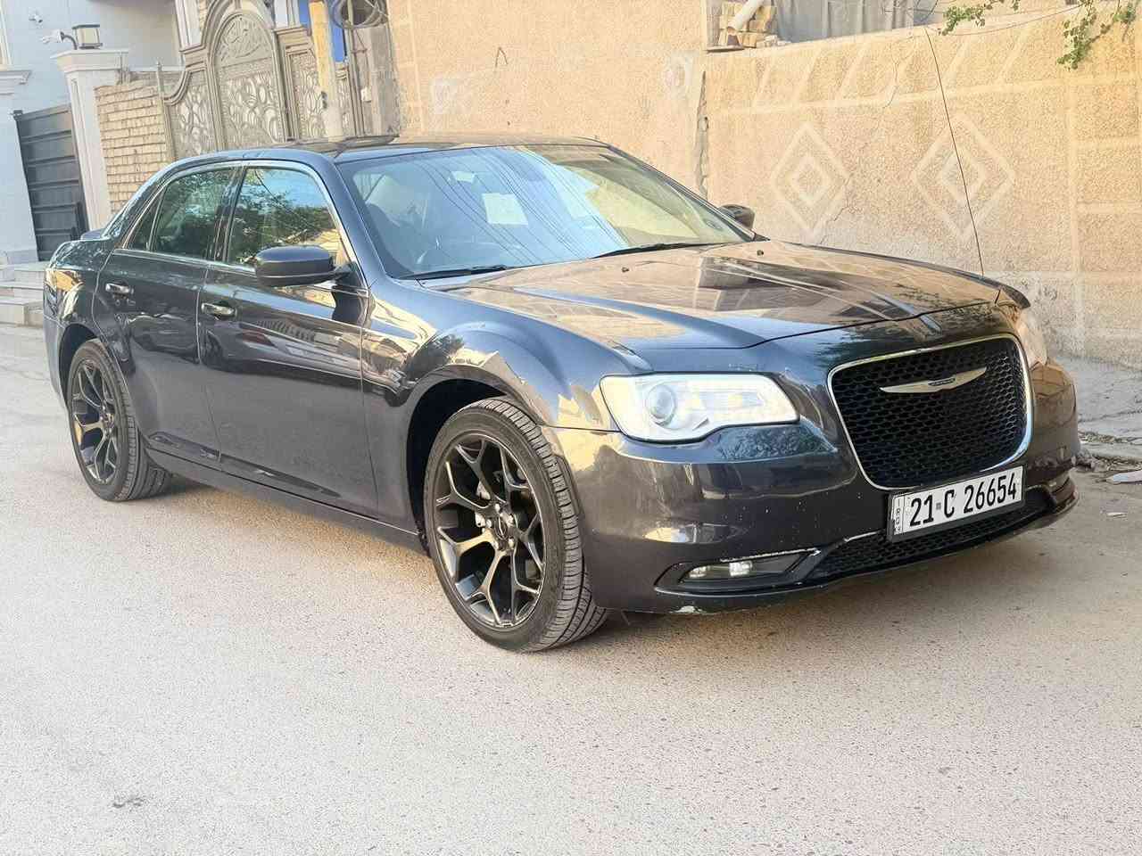 السلام عليكم أوباما كلين وارد موديل 2016 مكينه ٦ فول مواصفات S ماشيه 93 سونار ورقم شاصي بلمنشور  مكان السياره شهداء السيديه قرب تقاطع درويش السعر 210 وبيها مجال للاستفسار الاتصال على رقم 
***********
