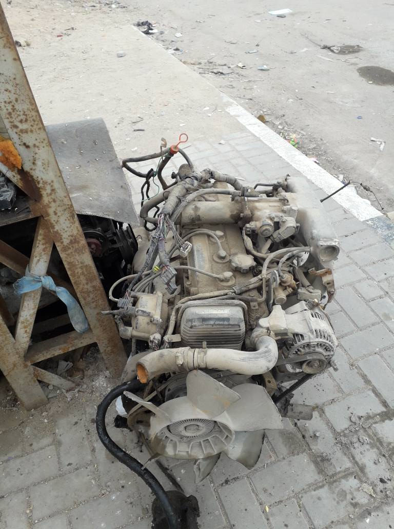 مكينه وكير جدد ونجي كامله 
هيه وتبرعاتها مكاني بصره دور الشرطه واتساب*********** البصرة, العراق
