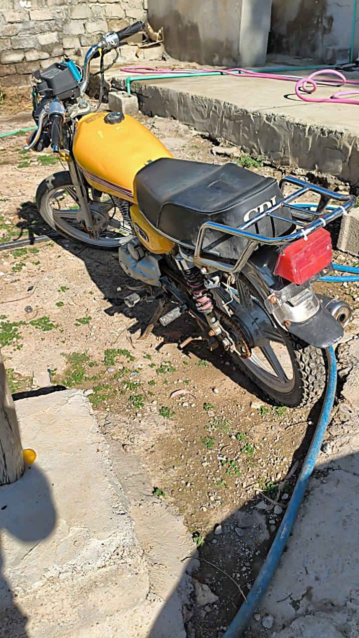 ماطور لبيع موديل 18
محرك شرط انطيك برغي مامفتوح فقط رايدلو شويه ترتيب
دشبول واشير فقط ماطور نشط خمسه كير
سعر مناسب 400 بيع مستعجل ***********
