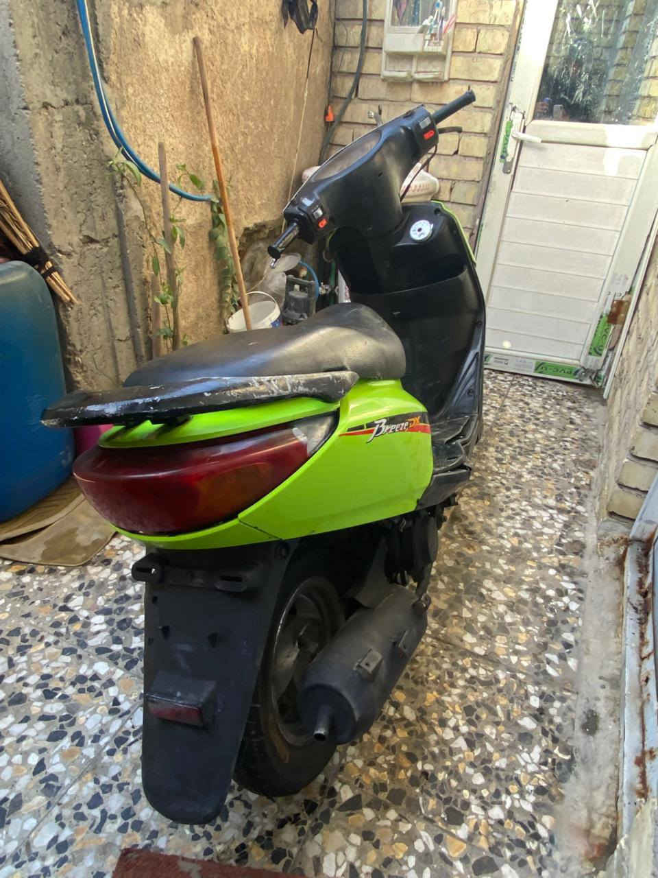 السلام عليكم دراجه 140بريز الدراجه سلف هندر كهربائيات كلهه كامله السعر 375وبي مجال  المكان بغداد البلديات الصحفين قرب حسن و حسين ***********
