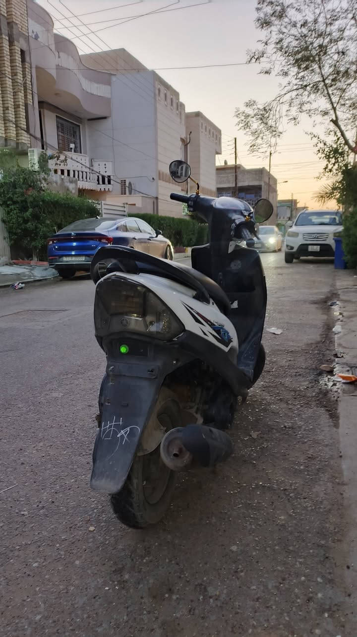 السلام عليكم دراجة ماكس عدلة كلشي مناقصهه السعر 650 وبيه مجال كله شغالة محرگ خير من الله شلعه فول  
البلديات تقاطع الكهرباء ‏‪***********‬‏ واتساب
