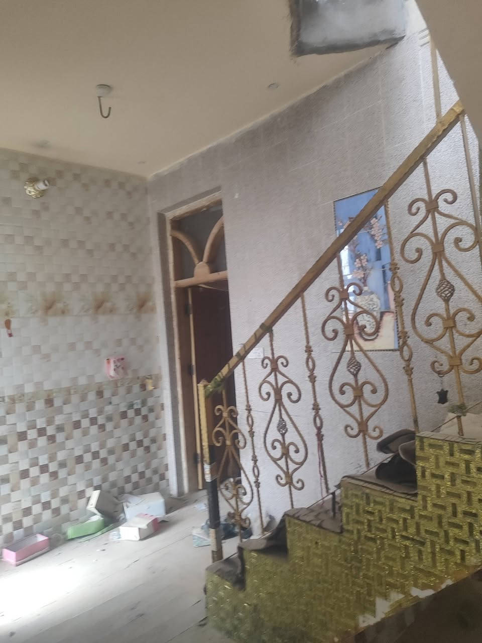 دار للايــــــــ🏠ـــــــــجار شارع 80 مال كربلاء خلف محطه بانزين خانه اضواء الحله مباشر
مشتمل للايجار المساحة 75م طابقين 

يتكون البيت من غرفتين نوم وصاله ومطبخ وصحيات 

#ملاحظه بي ماطور تانكي وسخان 

#ملاحظه بشرط مطلوب عائله صغيره ومحترمه وموضف 

🌎العنوان حله شارع 80 مال كربلاء خلف محطه بانزين خانه اضواء الحله خلف البنزين خانه مباشر

سعر الايجار//250//

اكثر ستفسار مراجعه مكتب الجشعمي للعقار 

           ((( بإدارة احمد الباشه)))

     ***********☎️

***********☎️
