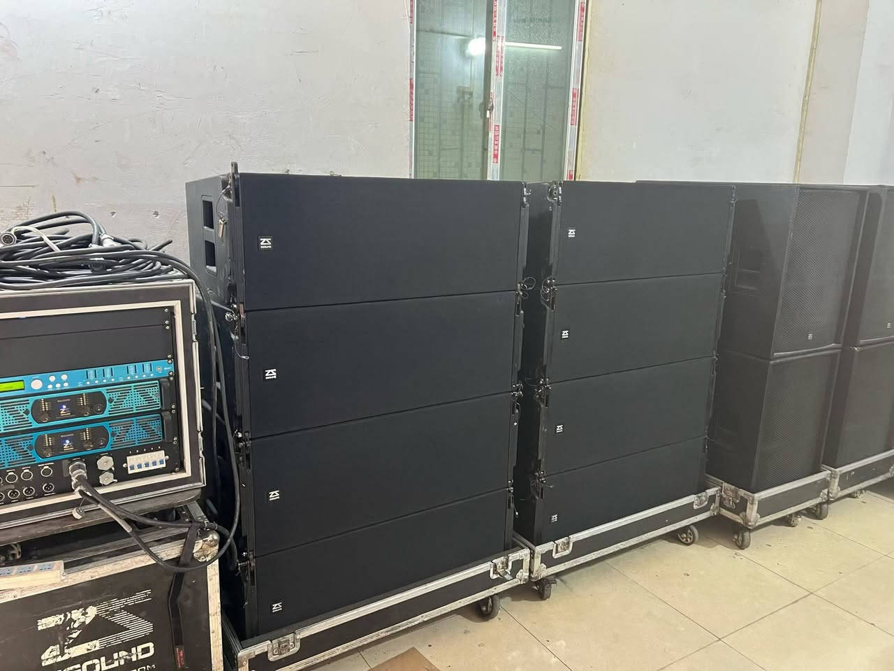 Sell a set of ZSOUND VC 8 + 4 Array audio set, Dual 12 - inch full - frequency audio, 8 and 4 18 - inch bass and peripheral power processor, Welcome to Inquire, WeChat or whatsapp: + 86 19530625717


**إذا كنت صاحب هذا الإعلان وتريد حذفه لأي سبب، رجاءا أرسل رسالة إلى الدعم الفني**