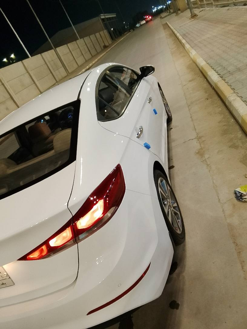 السلام عليكم ...
بيع او امراوس حسب القناعه 
الانتره 2018 خليجي كفاله عامه 
سياره جديده بمعنى الكلمه 
ماشيه 130حقيقي 
رقم بغداد تحويل ثاني يوم 
فول مواصفات 
فتحه 
حساس امامي خلفي 
يدات نيكل 
شباك نيكل 
لد نهاري 
كشنات قلاب 
سياره جاهزه ربع ماذب عليه 
حداديه جديده 
تخم تاير.
عنوان سياره كوت مركز المدينه 
للاستفسار اكثر 
***********
