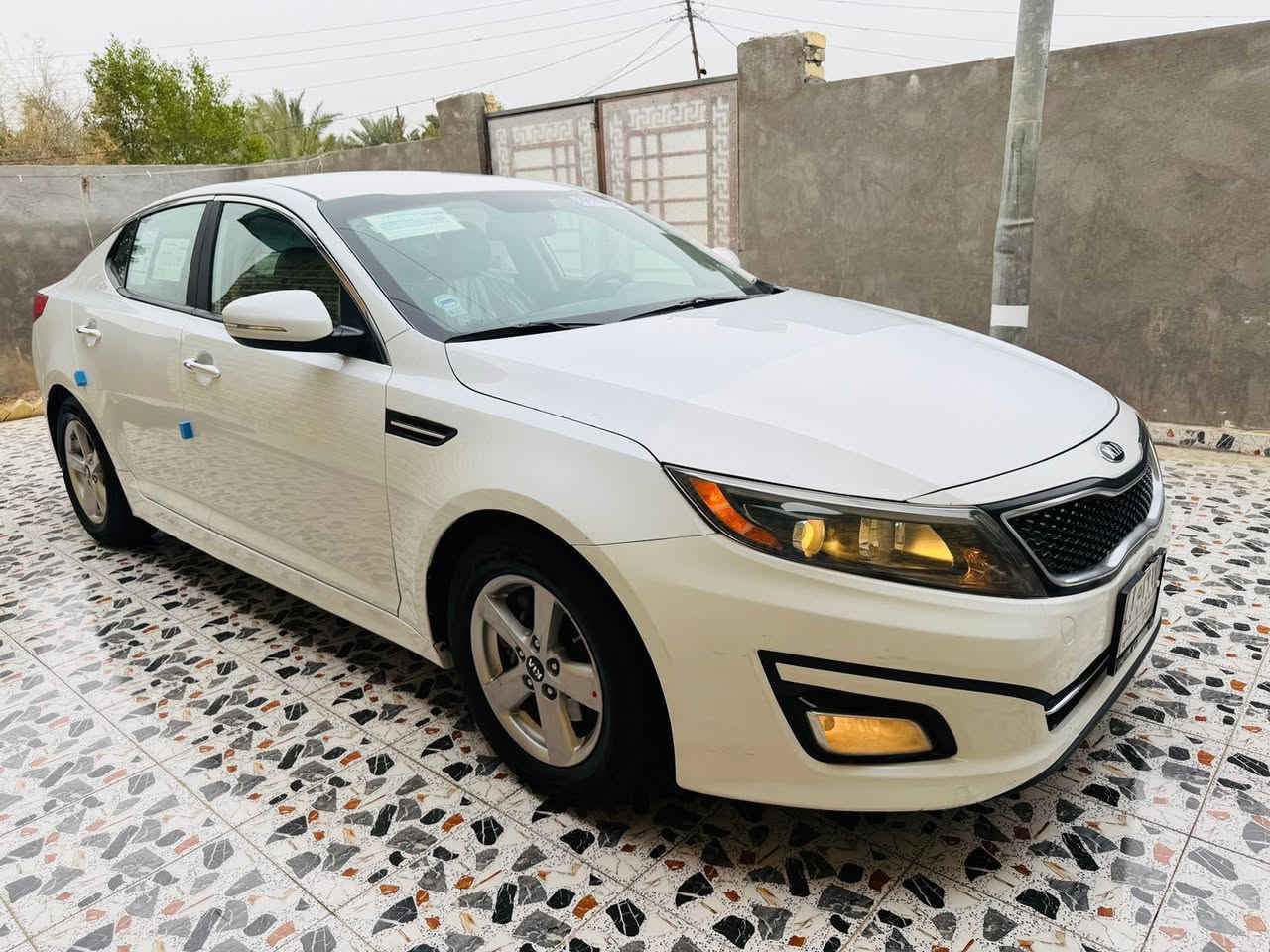 السلام عليكم ورحمة الله وبركاته ..
كيا اوبتيما 2015 أمريكي حادثها بسيط تبديل جاملغ وباب أصليات نفس اللون  الباقي ليبل واحد رقم ذي قار دولي بسمي تحويل مباشر سنويه مجدده لغاية 2027 مشروع وطني هزه جديده محرك 2400 ماشيه 120  مواصفات السياره شاشه تاب كبيره كامره دواره يدات نيكل اشاره بالمرايه بلاجكتور داخل بيجي بصمة جنطة فول تحكم استيرن جيهتين شغال مثبت سرعه نضام ايكو ويل كب اصلي سياره جديد جدا من الداخل والخارج وجاهزه كير محرك حداديه تبريد تدفئة شغاله فول كهربائيات السعر 112 مكان السيارة الناصريه ***********
