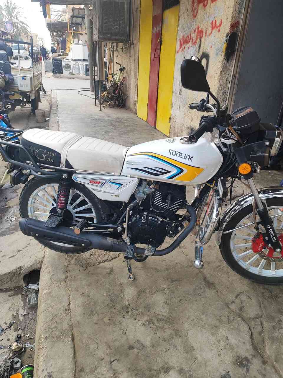 السلام عليكم دراجة سولنك 24 للبيع وترهم مراوس ما وصلت شي قيم بل يحبة الله مكاني القائم حصيبة ***********
