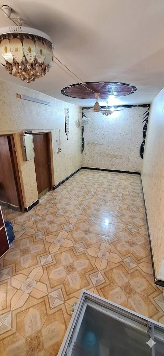 دار للبيع، مساحه ٢٠٠ متر ، طابو صرف
العنوان: الرازي، خلف صيدليه الؤلؤه،  
للاستفسار: ***********

