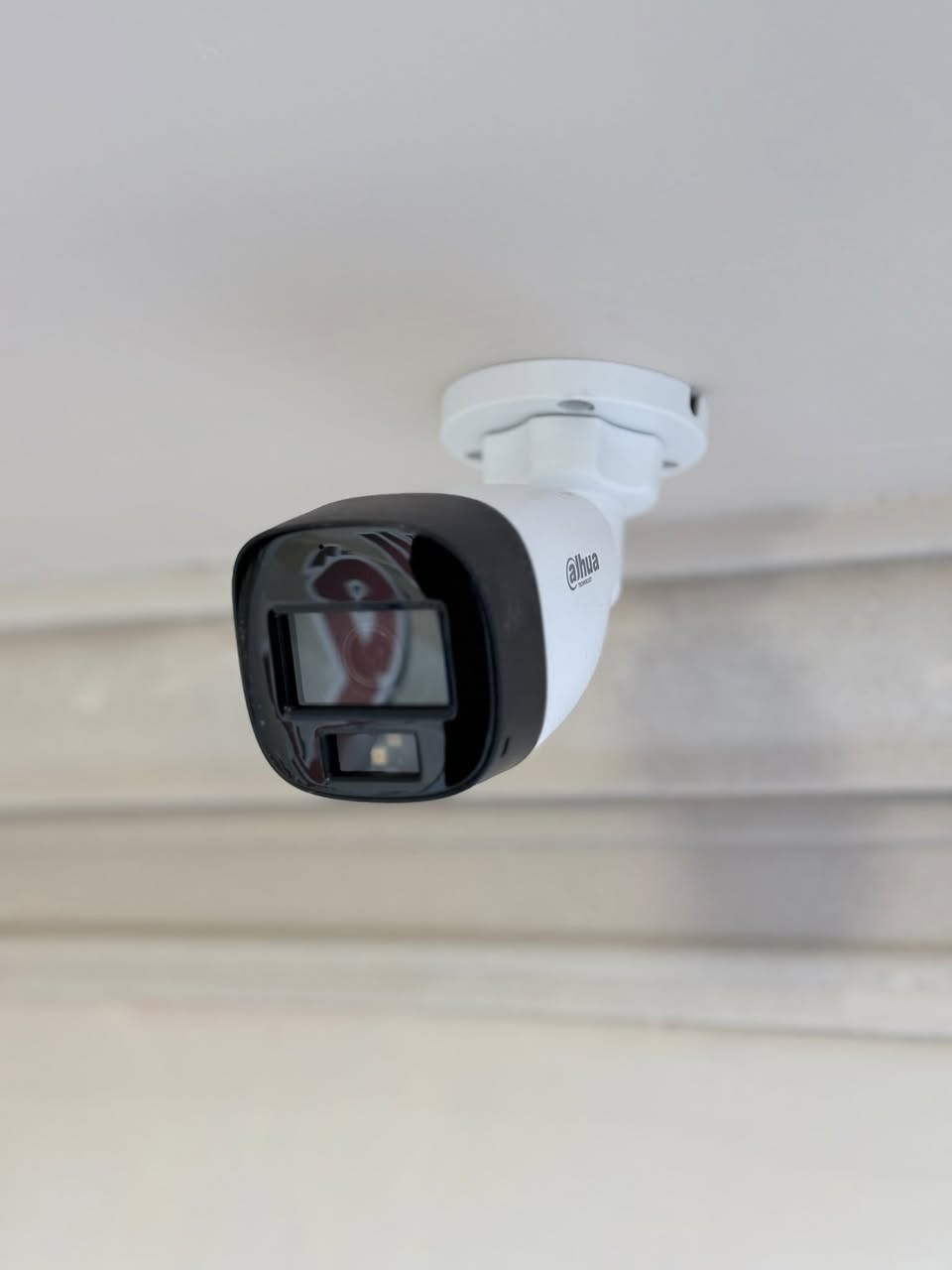 مكتب علي البديري / حله
#لبيع_ونصب_جميع_انواع_الكاميرات 
ip_ anloge 
يوجد لدينا جميع قياسات الكيبلات 100متر +250 متر 
متوفر كيبل cat6 قياس 305 متر 
أسعار مناسبة جدا 
للاستفسار الاتصال على الأرقام التالية 
***********-***********
العنوان حلة شارع المهندسين - مجاور جنة مول
