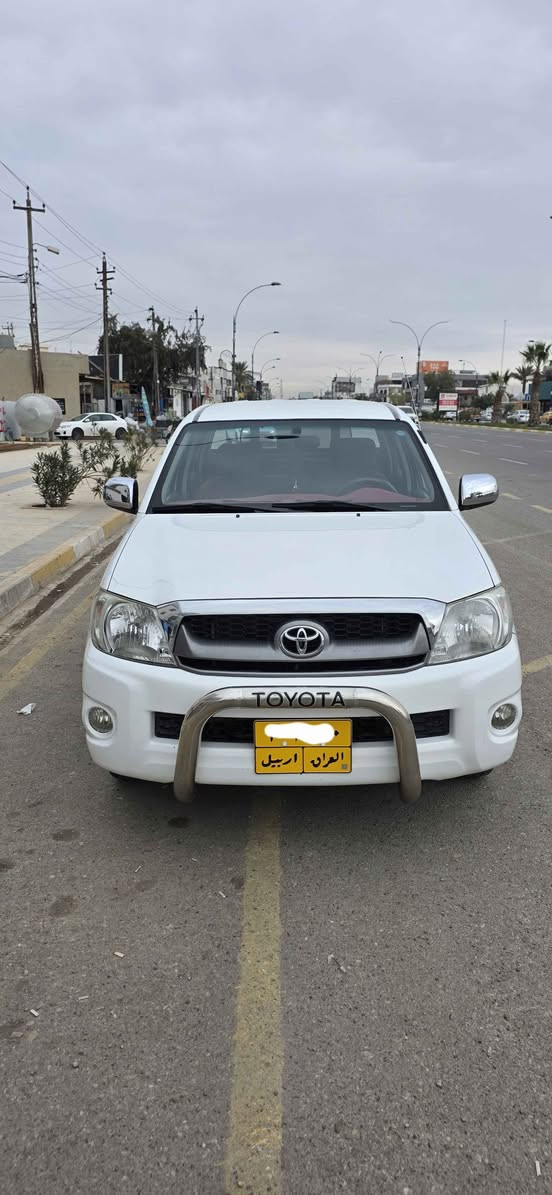 مرزي 2011  
ماشيه 180الف كيلو متر
سيارة حيل نضيفه مامتعوبة 
الضرر 
تعديل بارد جامرلغ الخلفي موضح بالصورة
باب السايق مبدل بلاد
فول عادي
رقم اربيل تحويل مباشر
السعر النهائي 175$
شراي اتصل
مكاني كركوك 
*********** Singapore
