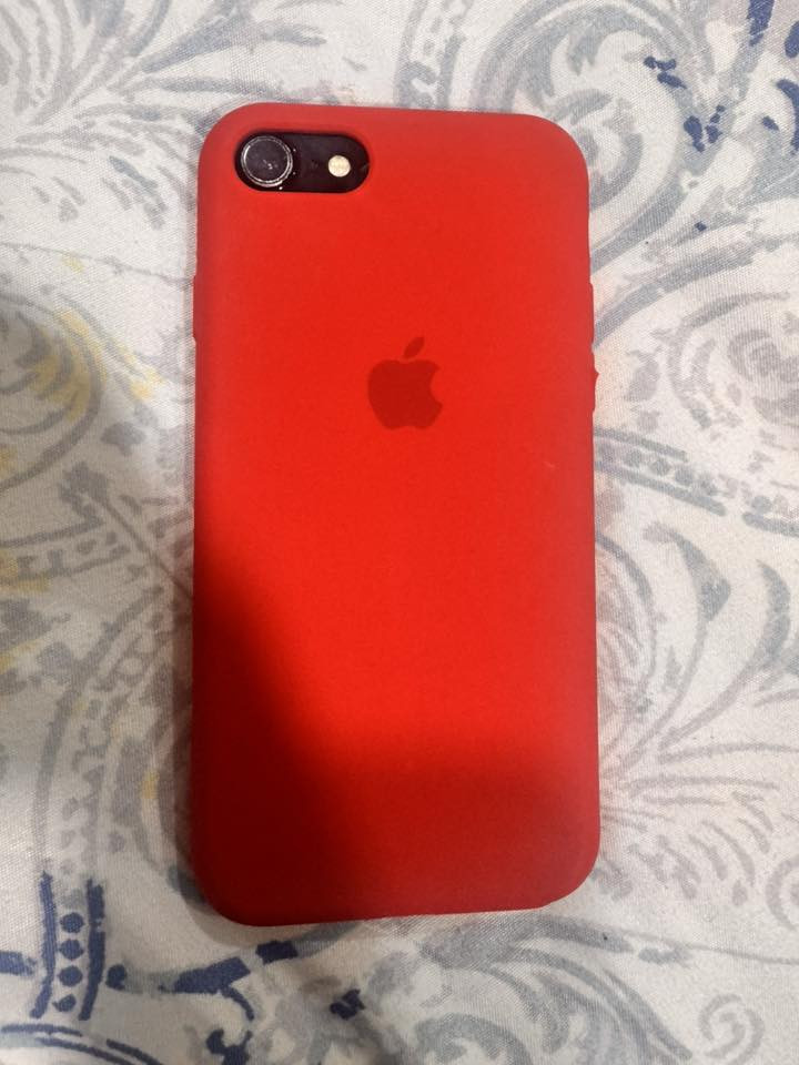 ‏سلام عليكم تلفون iPhone even للبيع بطارية 100 مكاني زعفرانية اخو البلاش 50,000 كل شيء بية السكر شغال والنت شغال شنو ضلمة وهس طلعته للتلفون يعني جهاز نظيف وكل شي بيشتغل ***********￼
