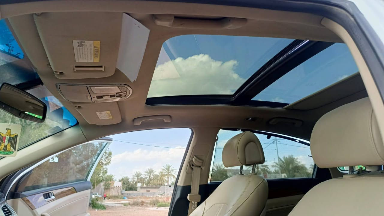 السلام عليكم من رخصة الادمن للبيع هونداي سوناته مديل 2015 وارد أمريكي رقم بغداد دولي مكينة كير جديد مامفتوح ماشيه 73 حقيقي المواصفات بصمة كشن ذاكره بنرامه تبريد قطعتين شاشه كبيره رادار جانبي ترحيب أبواب السياره ليبل واحد قطعه وحده صبغ سونار مرفق مواصفات لمتد السعر 138 وبيها مجال بصيط العنوان بابل حصوة للاستفسار ***********
